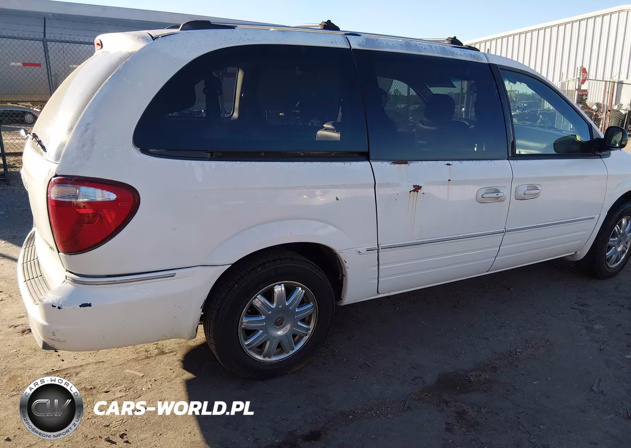 2005 Chrysler Town & Country Limited VIN:2C8GP64L55R245146 - 14