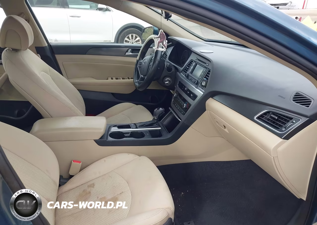2015 Hyundai Sonata Sport VIN:5NPE34AF7FH211280 - 5