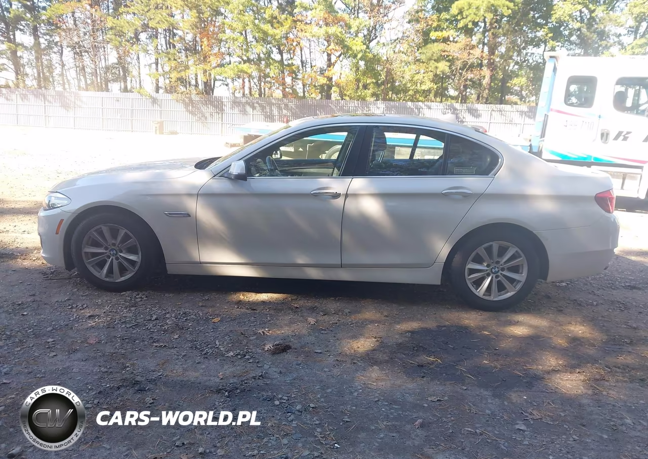 2015 BMW 528I xDrive VIN:WBA5A7C52FD628532 - 14