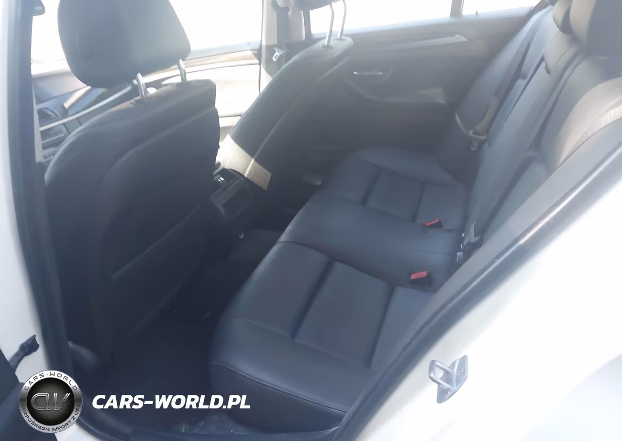 2015 BMW 528I xDrive VIN:WBA5A7C52FD628532 - 8