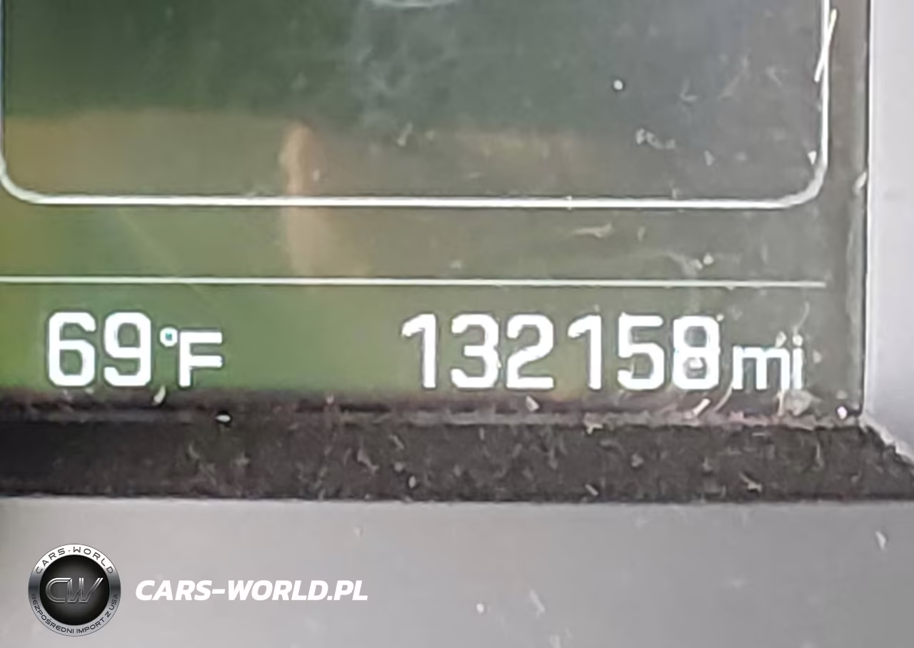 2017 Hyundai Santa Fe Sport 2.4L VIN:5NMZU3LB3HH009815 - 16