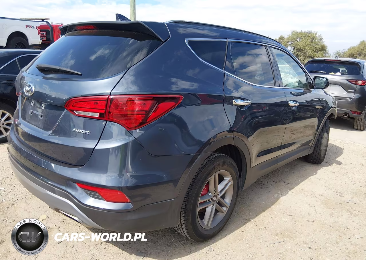 2017 Hyundai Santa Fe Sport 2.4L VIN:5NMZU3LB3HH009815 - 4
