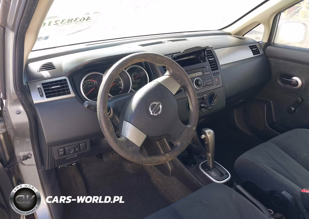 2010 Nissan Versa 1.8S VIN:3N1BC1CP5AL458283 - 11