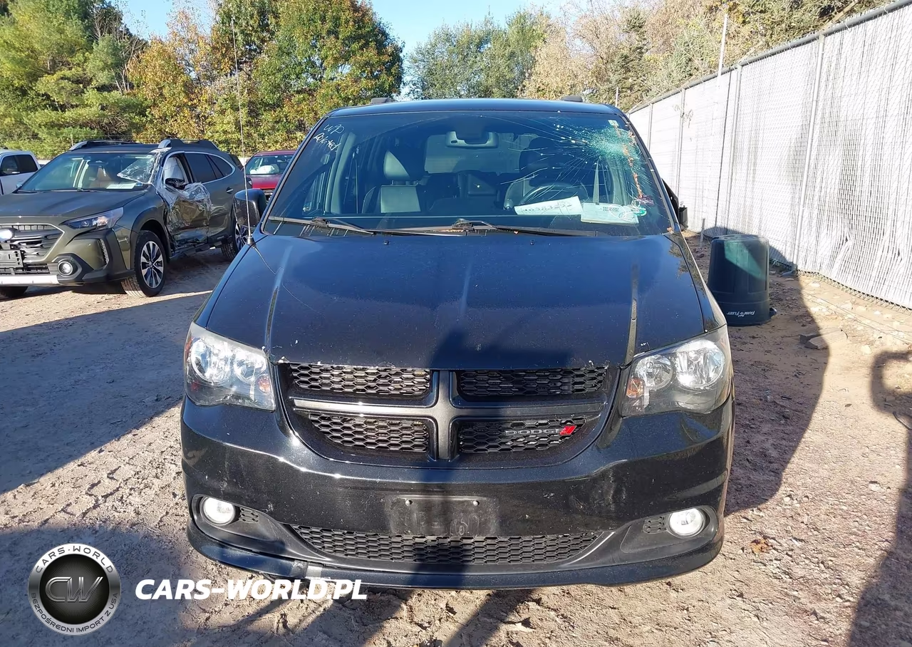 2018 Dodge Grand Caravan Sxt VIN:2C4RDGCG6JR304888 - 12