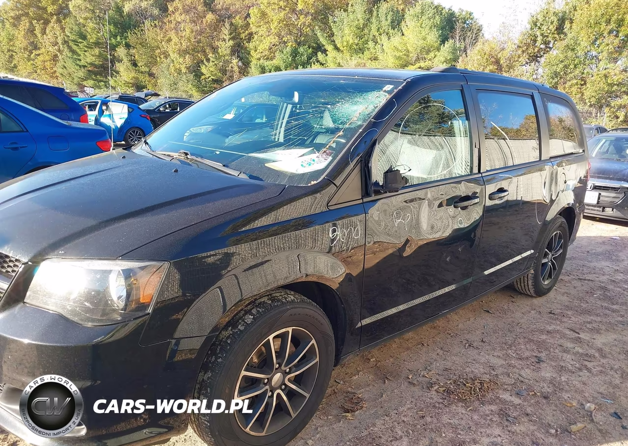 2018 Dodge Grand Caravan Sxt VIN:2C4RDGCG6JR304888 - 6