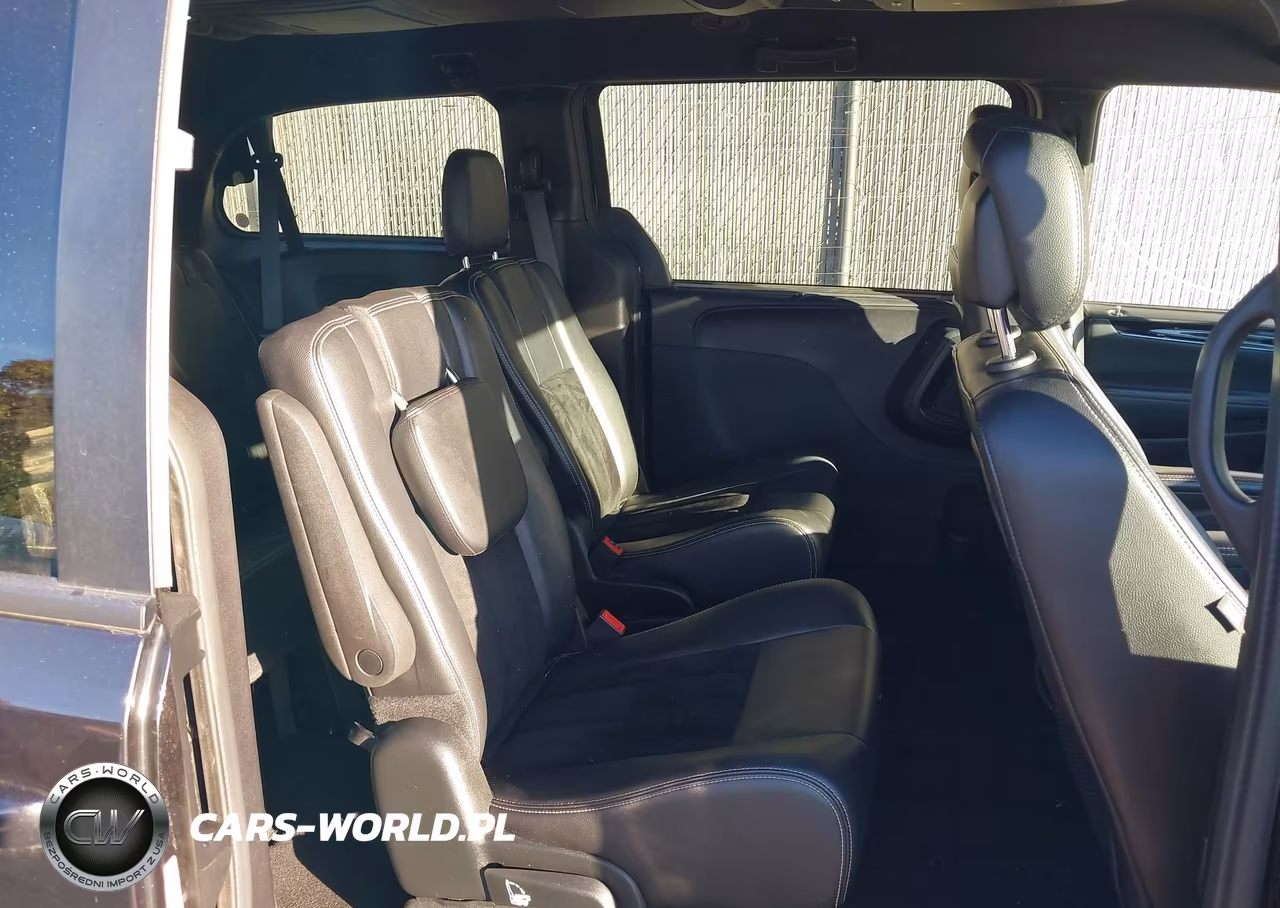 2018 Dodge Grand Caravan Sxt VIN:2C4RDGCG6JR304888 - 8