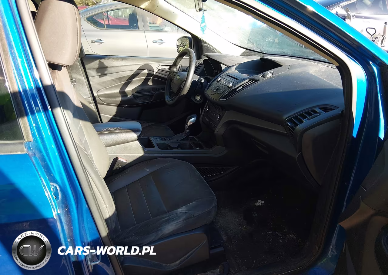 2017 Ford Escape S VIN:1FMCU0F74HUE83983 - 5