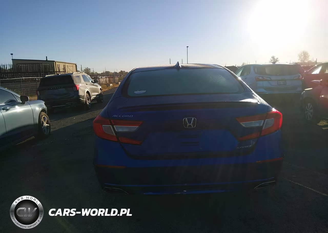 2018 Honda Accord Sport VIN:1HGCV1F35JA125742 - 16