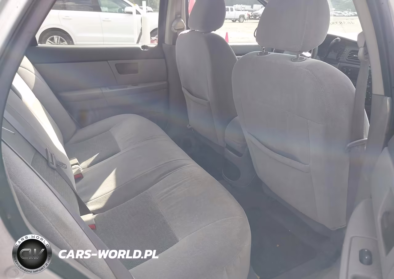 2006 Ford Taurus Se VIN:1FAFP53UX6A111598 - 8