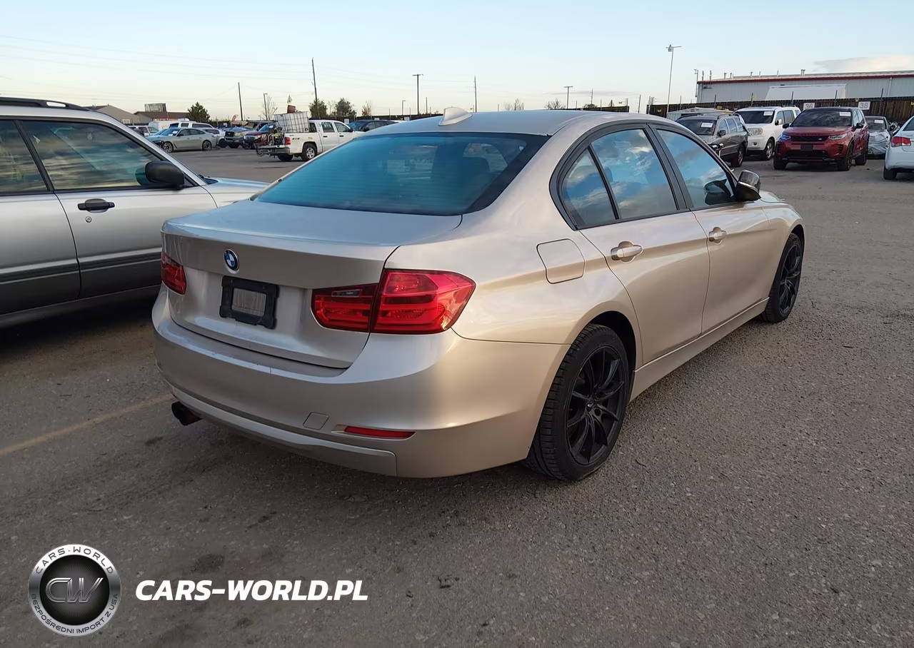 2013 BMW 328I xDrive VIN:WBA3B5C58DF138557 - 4