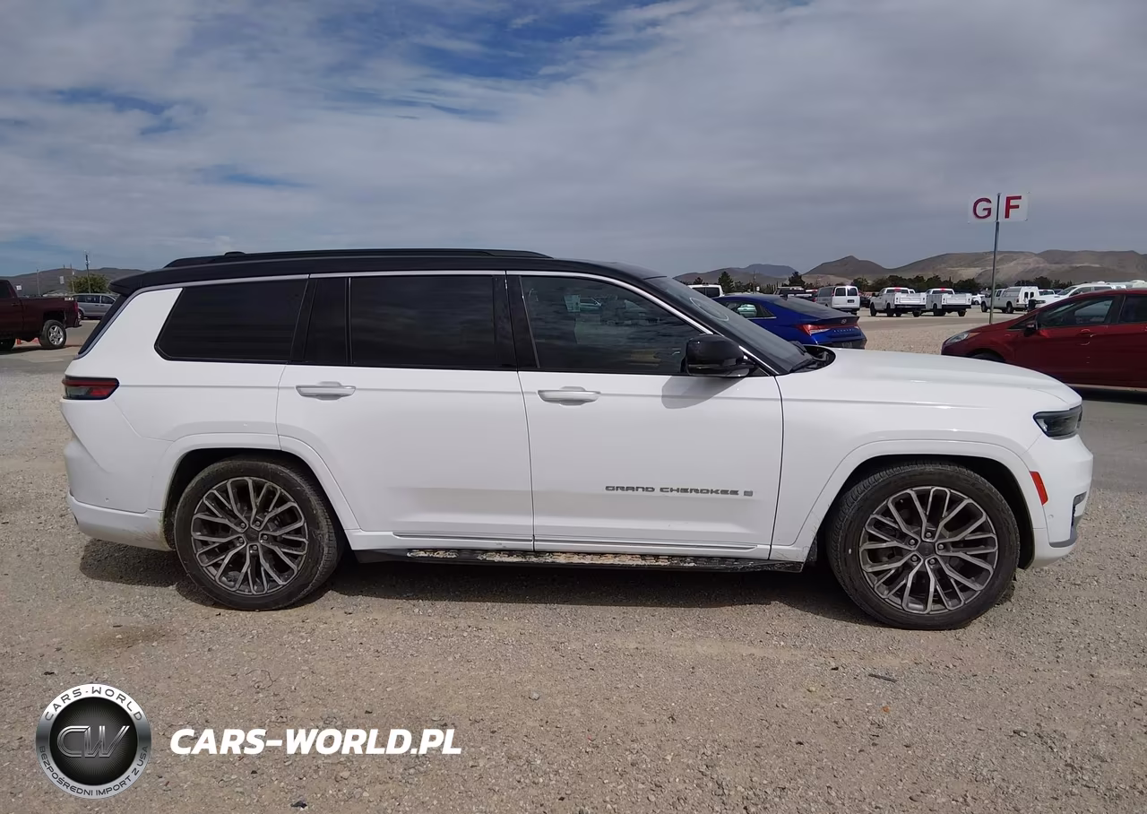 2023 Jeep Grand Cherokee L Summit VIN:1C4RJKEG1P8101162 - 13