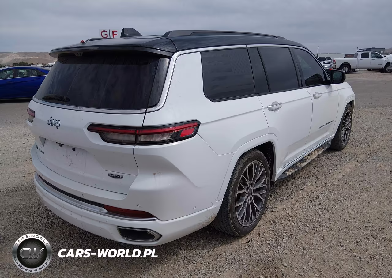2023 Jeep Grand Cherokee L Summit VIN:1C4RJKEG1P8101162 - 4