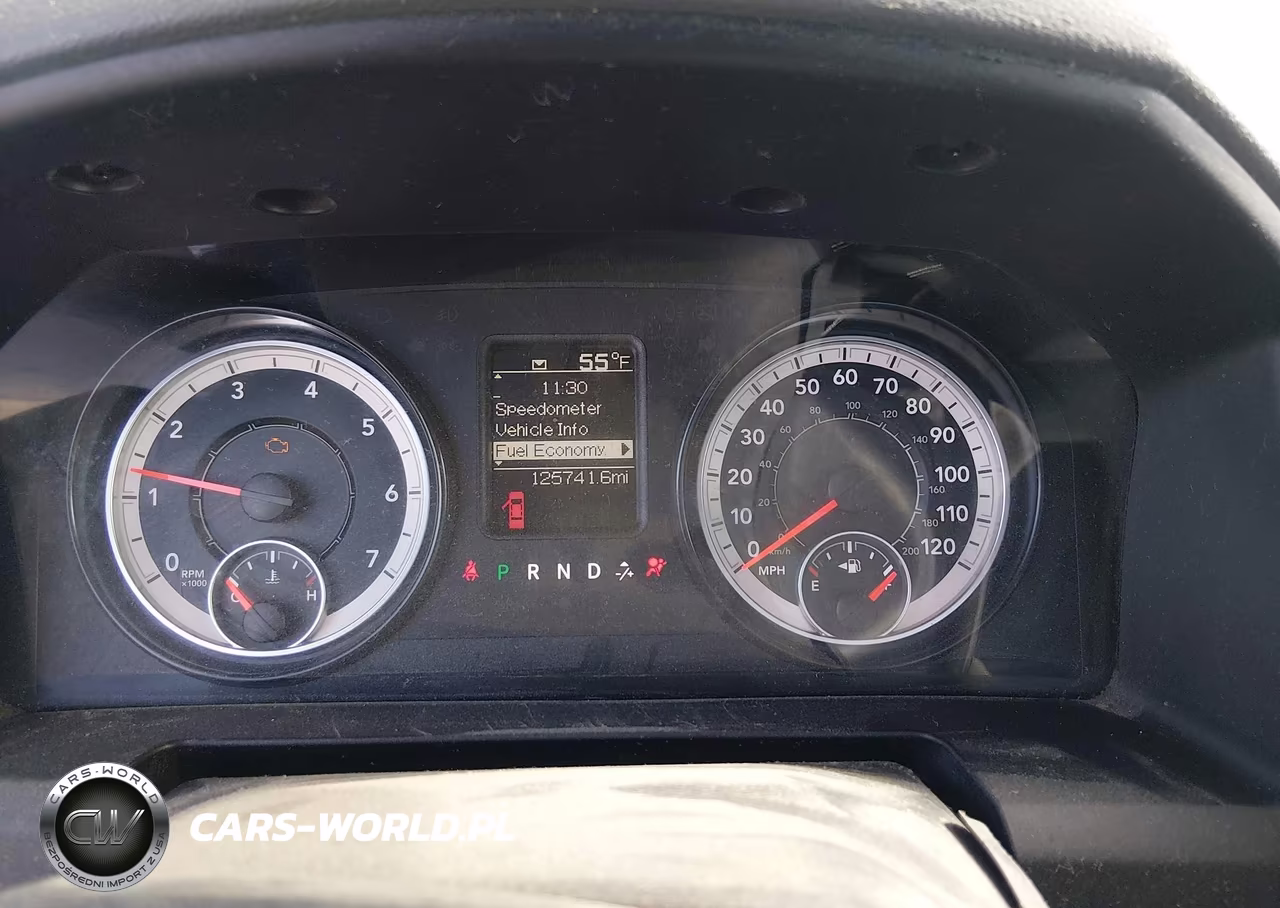 2016 Ram 1500 Tradesman VIN:3C6JR6DT2GG257563 - 7
