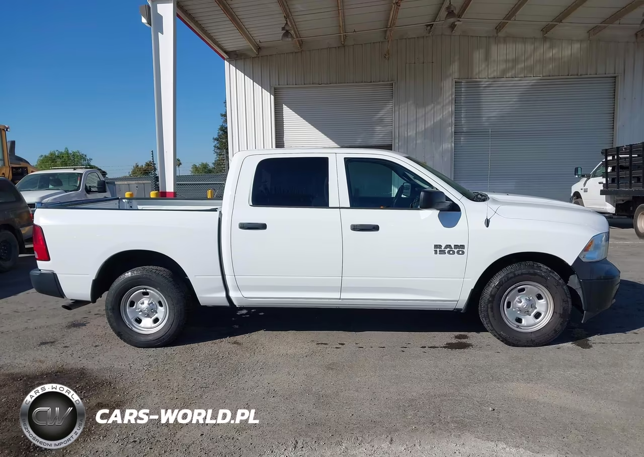 2018 Ram 1500 Tradesman 4X2 5'7 Box VIN:1C6RR6KG8JS272559 - 13