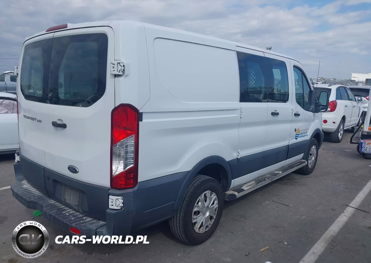 2016 Ford Transit-250 VIN:1FTYR1ZM5GKA46698 - 4