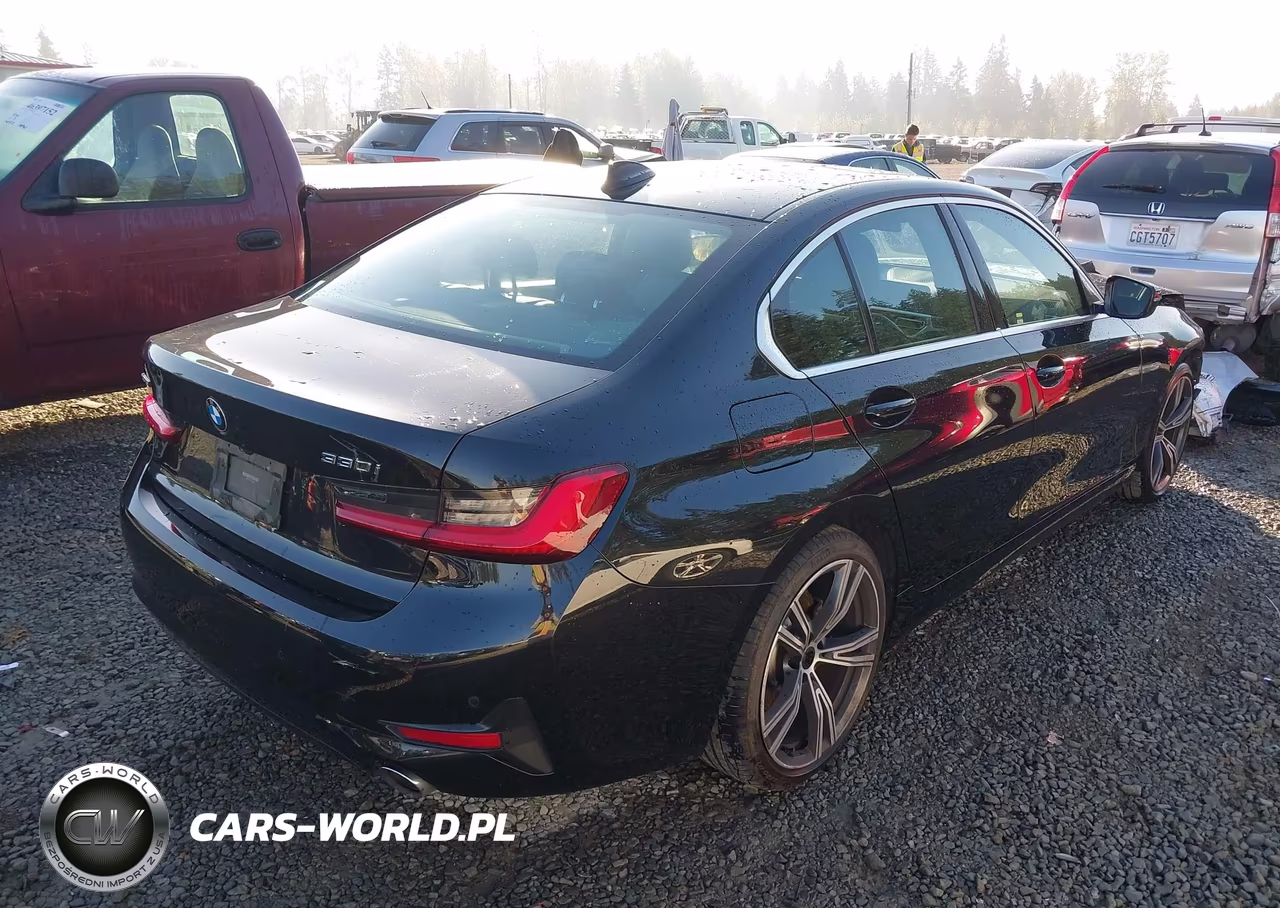 2020 BMW 330I xDrive VIN:3MW5R7J01L8B20299 - 4