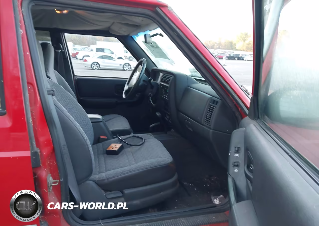 2001 Jeep Cherokee Sport VIN:1J4FF48S71L541126 - 5