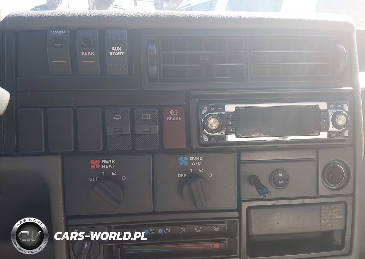 1995 Winnebago Rialta Motorhome VIN:1WVAE070XSH011172 - 12