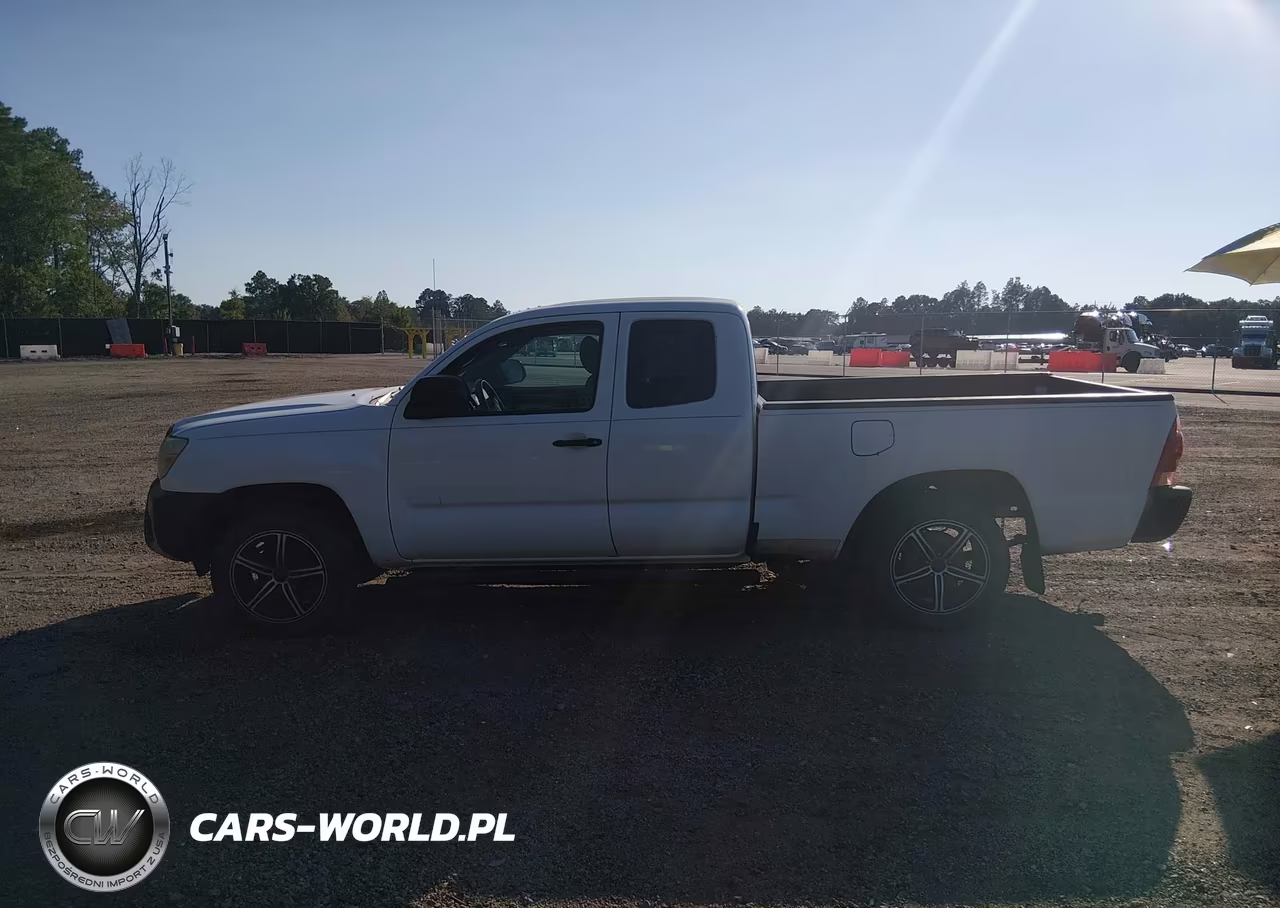 2015 Toyota Tacoma VIN:5TFTX4CN4FX047782 - 14
