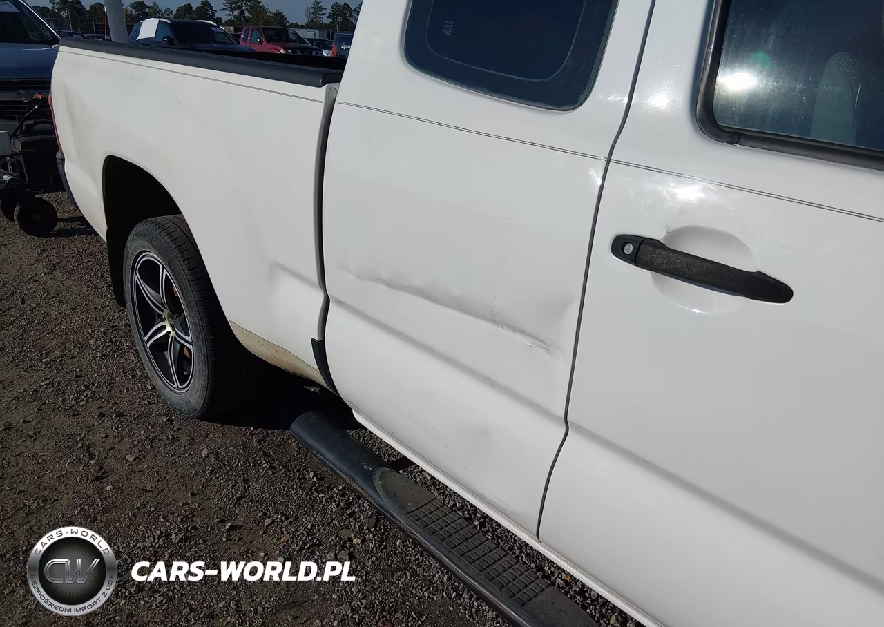 2015 Toyota Tacoma VIN:5TFTX4CN4FX047782 - 6