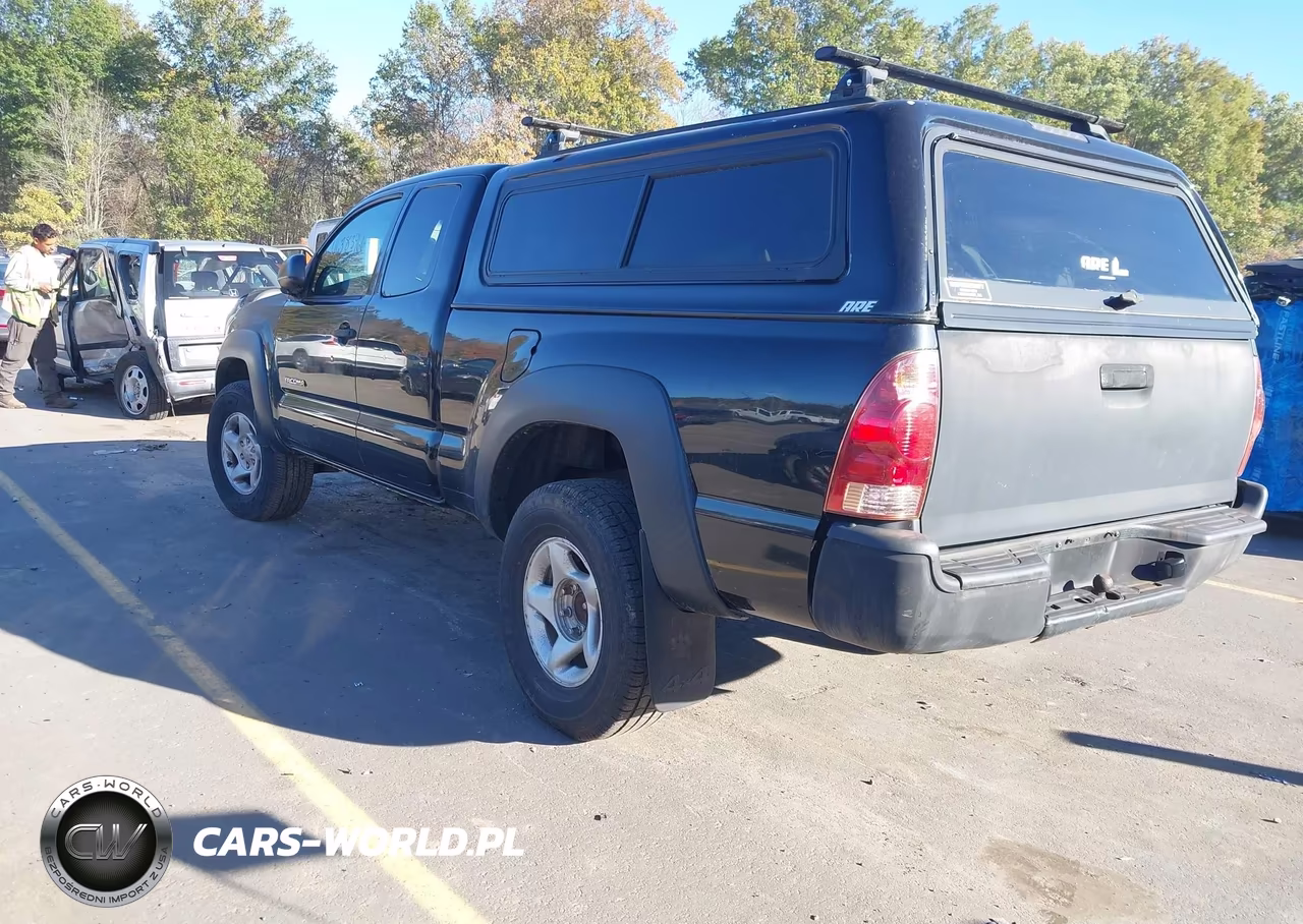 2008 Toyota Tacoma Base V6 VIN:5TEUU42N18Z526624 - 3
