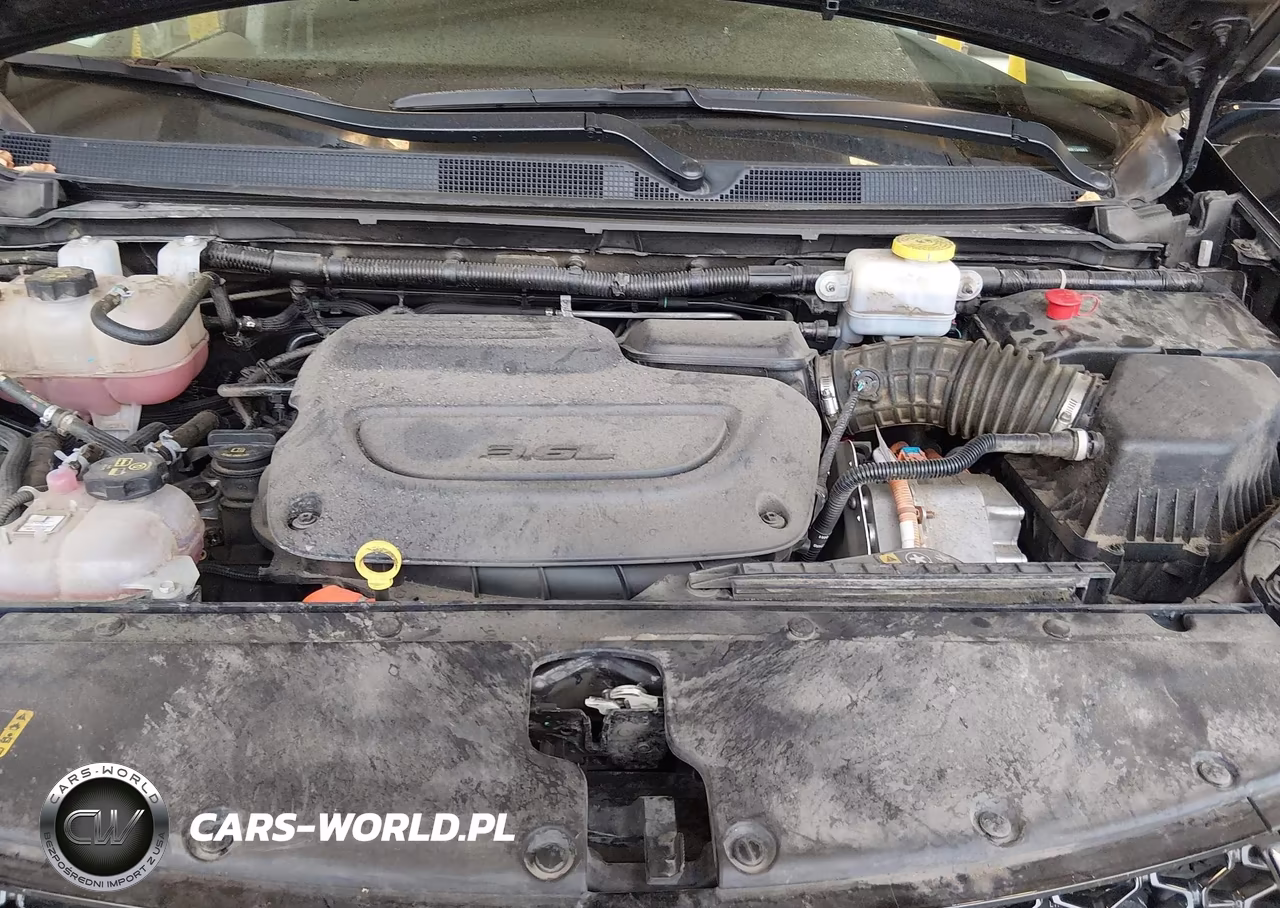 2024 Chrysler Pacifica Hybrid Select VIN:2C4RC1S73RR134583 - 10