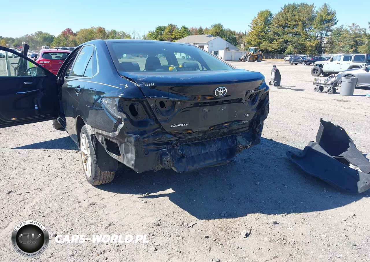 2017 Toyota Camry Le VIN:4T1BF1FK9HU720466 - 6