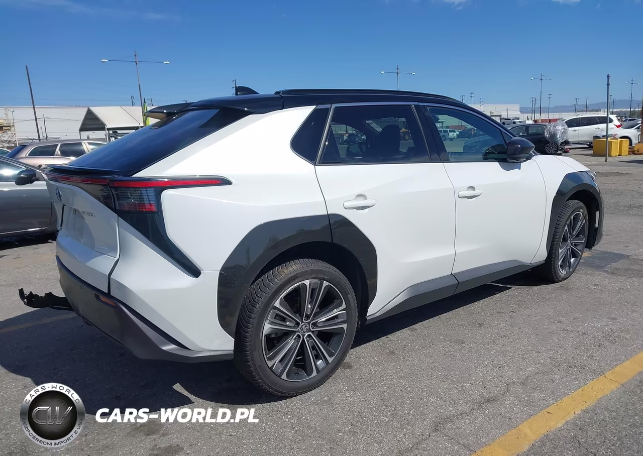 2023 Toyota Bz4X Limited VIN:JTMAAAAA0PA005721 - 4