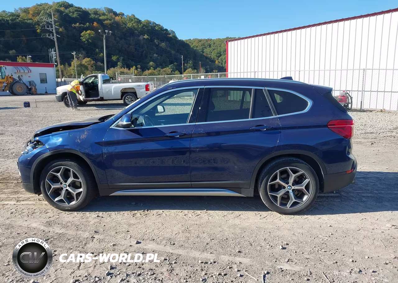 2019 BMW X1 xDrive28I VIN:WBXHT3C57K5L36434 - 14