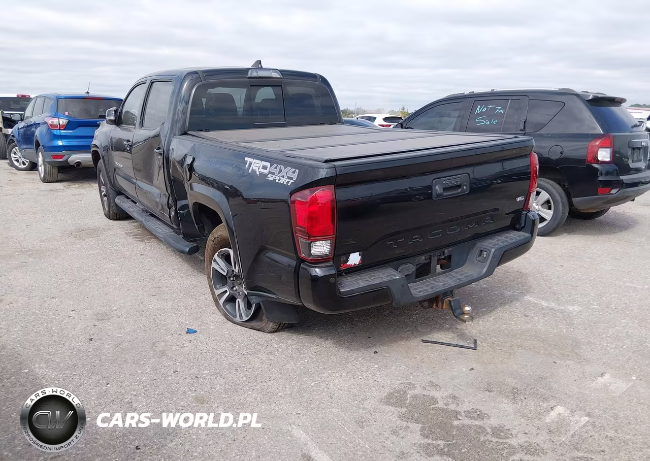 2018 Toyota Tacoma Trd Sport VIN:3TMDZ5BN9JM053565 - 3