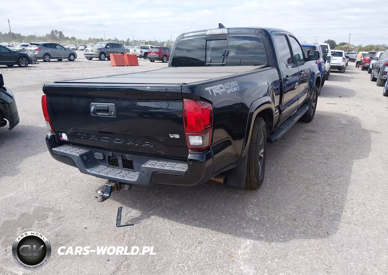 2018 Toyota Tacoma Trd Sport VIN:3TMDZ5BN9JM053565 - 4