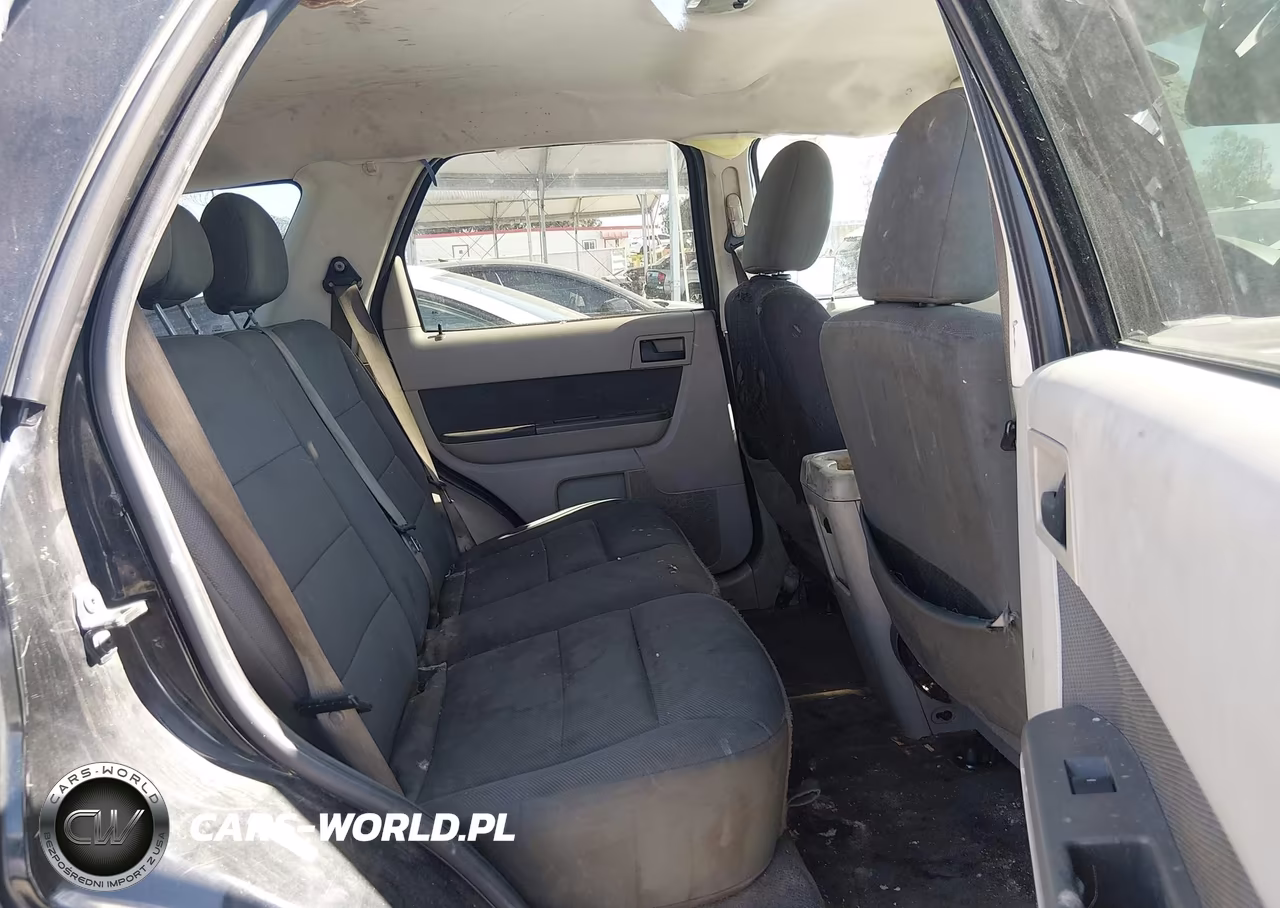 2010 Ford Escape Xlt VIN:1FMCU0D74AKA63130 - 8