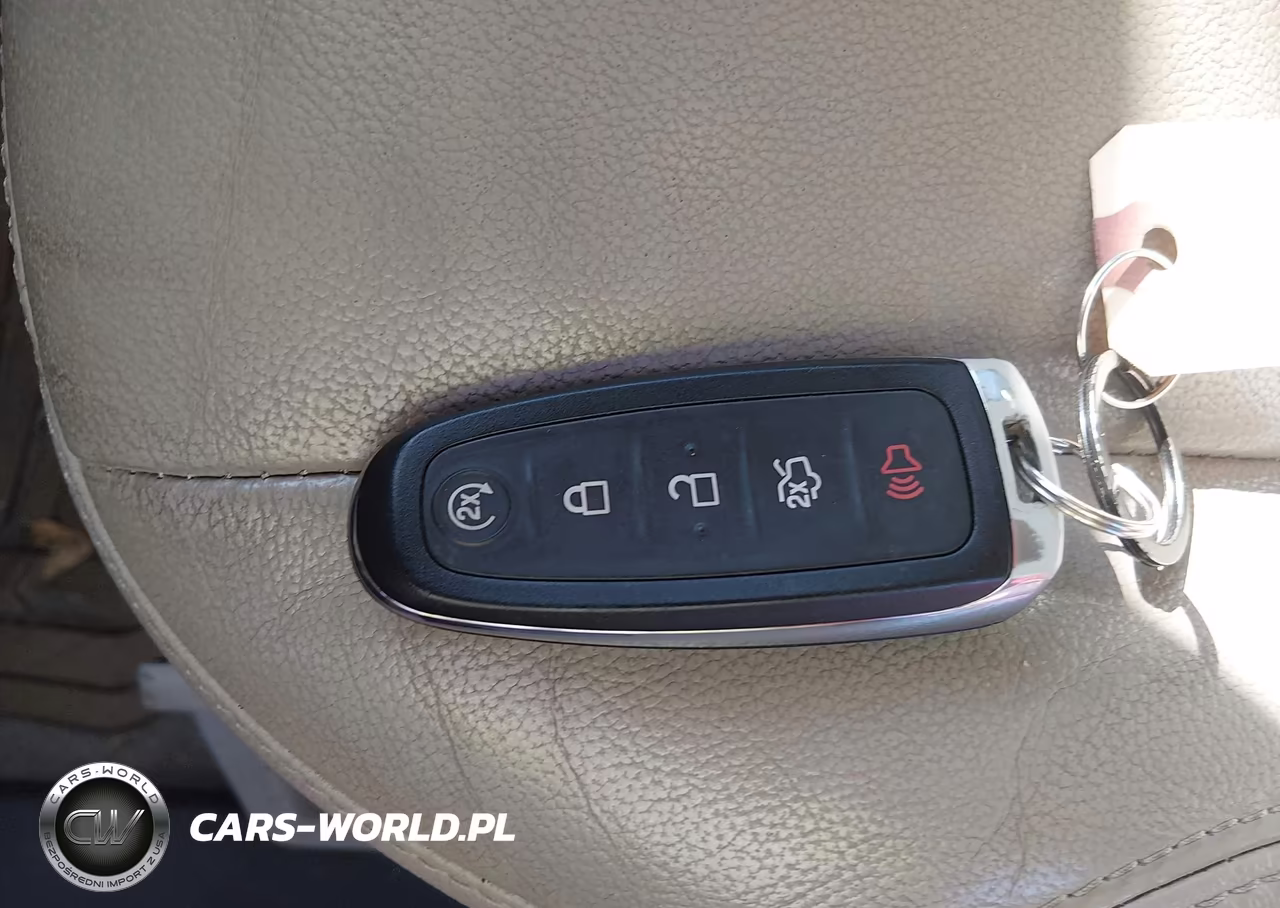 2014 Ford Escape Titanium VIN:1FMCU0JX9EUE34636 - 11