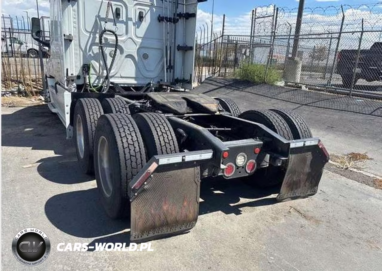 2020 Freightliner New Cascadia 126 VIN:3AKJHHDR0LSLP9358 - 8