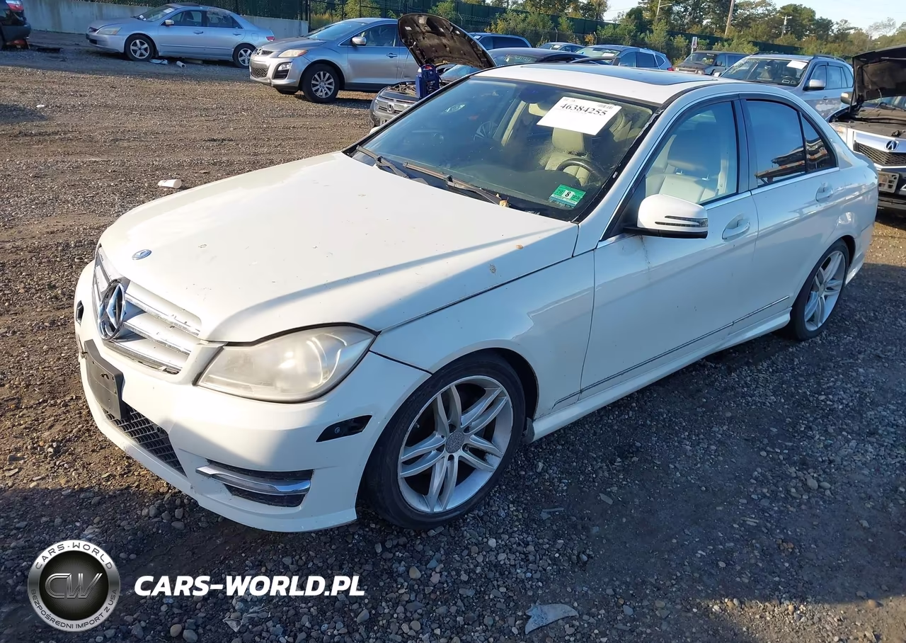 2012 Mercedes-Benz C 300 Luxury 4Matic-Sport 4Matic VIN:WDDGF8BB3CR200824 - 2