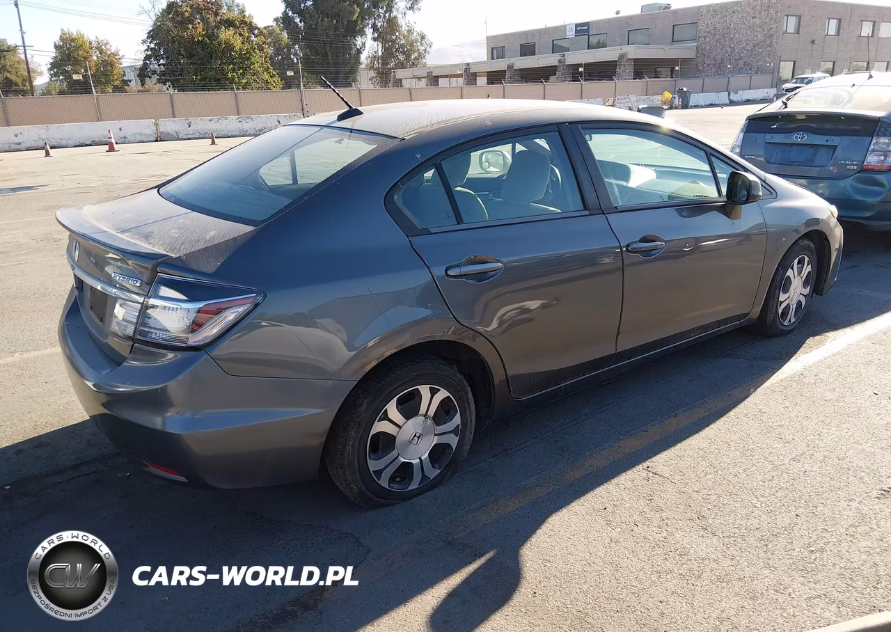 2013 Honda Civic Hybrid VIN:19XFB4F2XDE200773 - 4