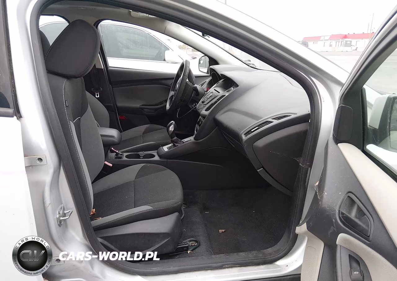 FORD FOCUS SE VIN:1FADP3K27DL259513 - 5