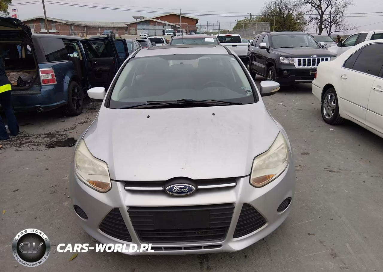 FORD FOCUS SE VIN:1FADP3K27DL259513 - 6