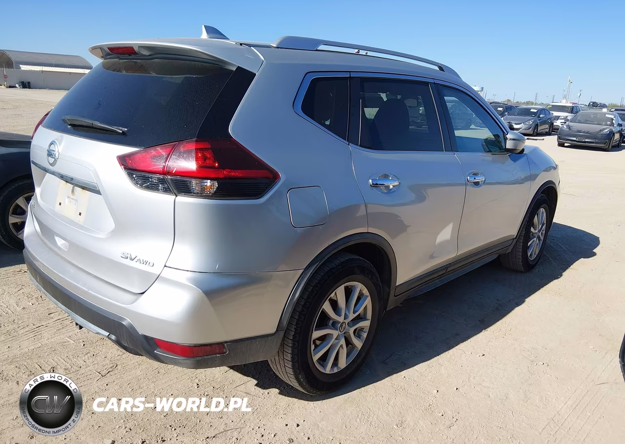 2018 Nissan Rogue Sv VIN:KNMAT2MV4JP559542 - 4
