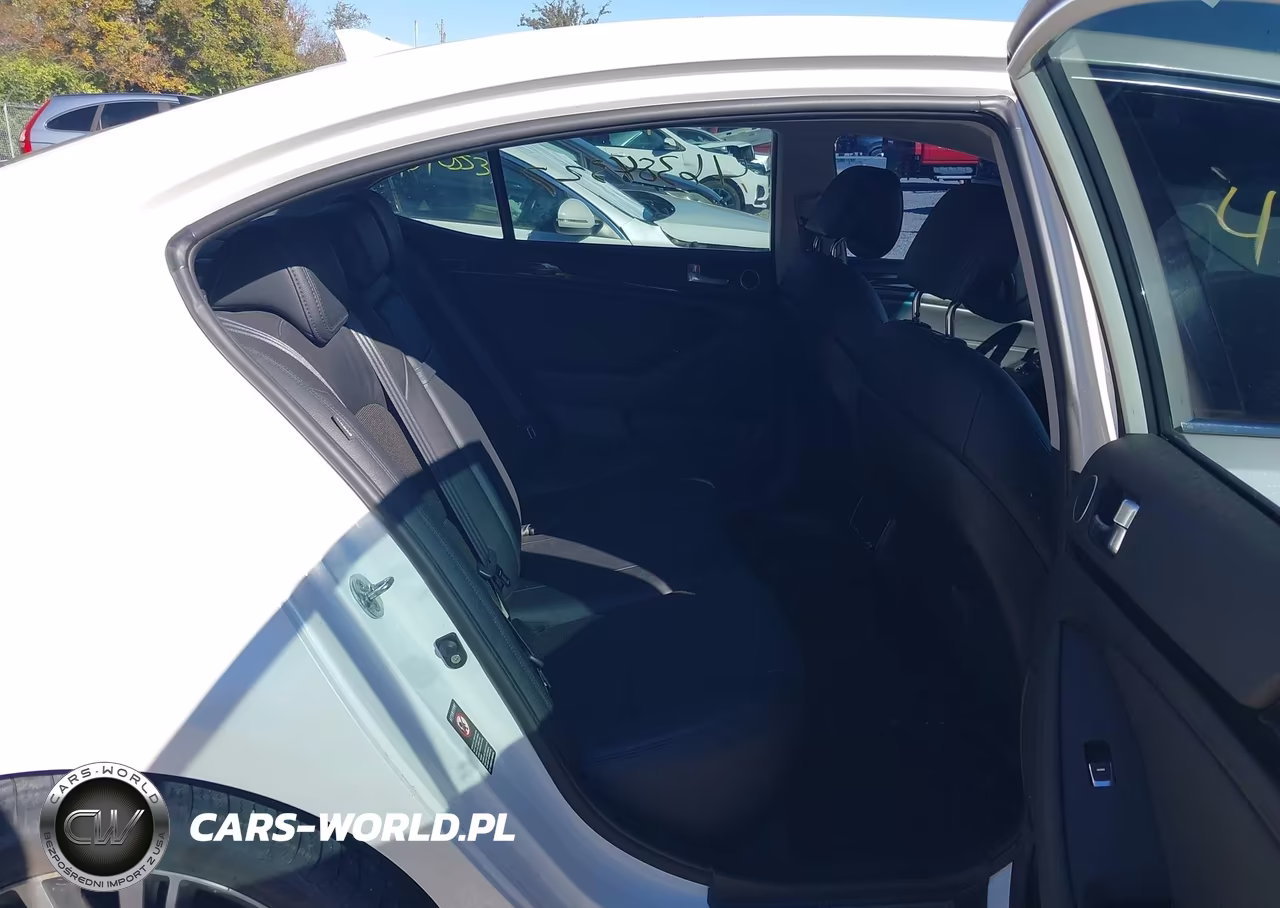 2014 Kia Cadenza Premium VIN:KNALN4D75E5166762 - 8