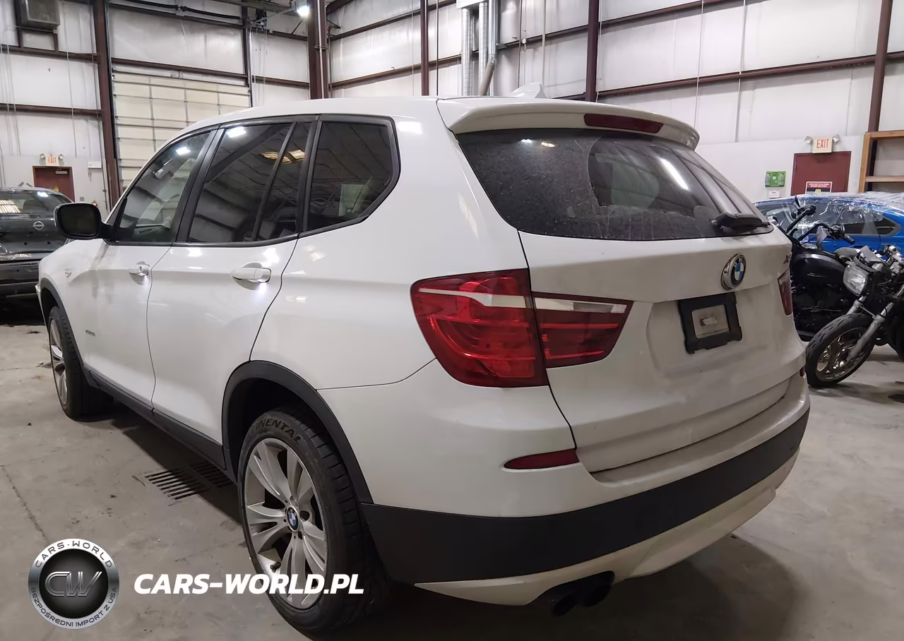 2012 BMW X3 xDrive35I VIN:5UXWX7C50CL736671 - 3