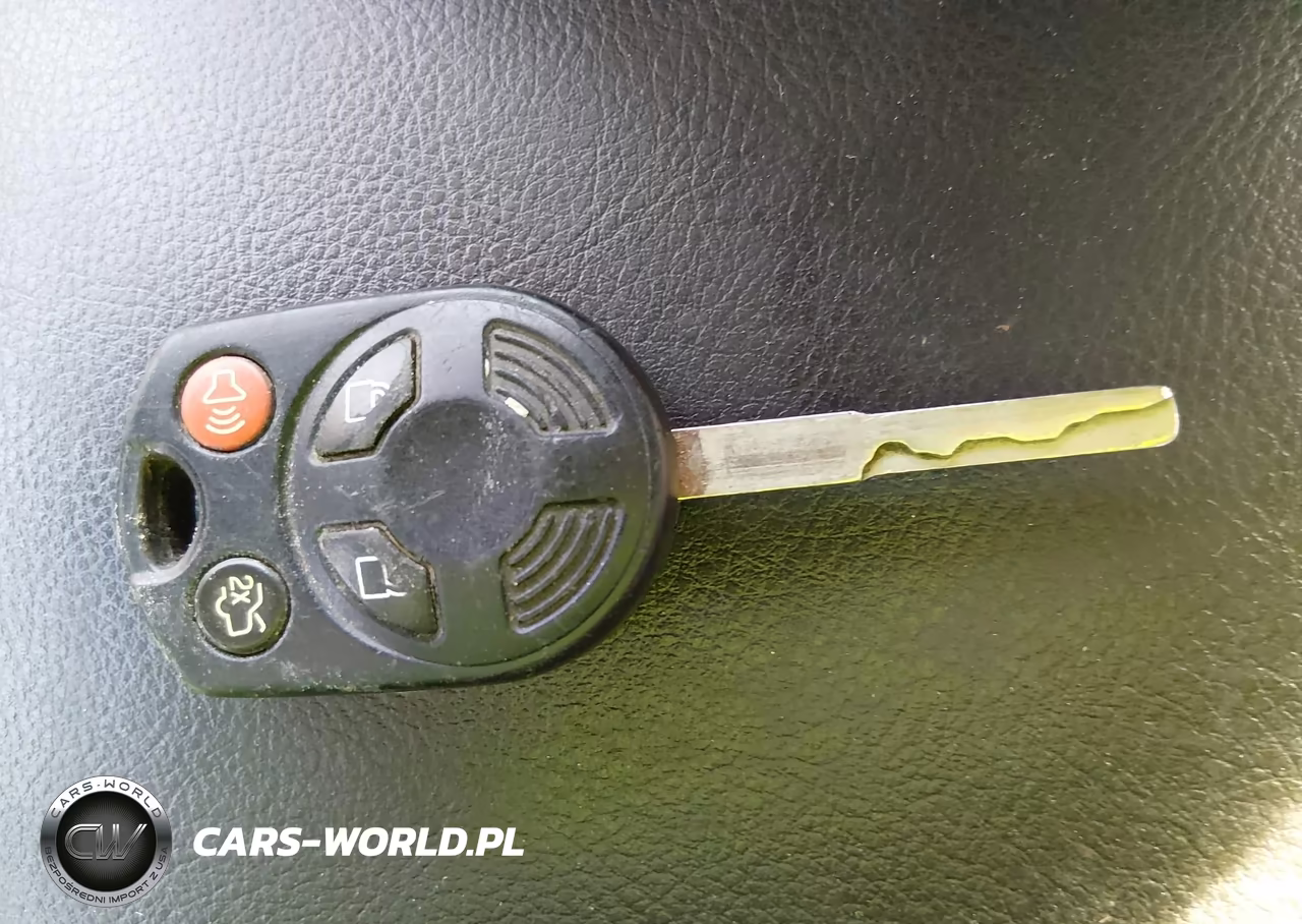 2015 Ford Focus Se VIN:1FADP3F29FL205076 - 11