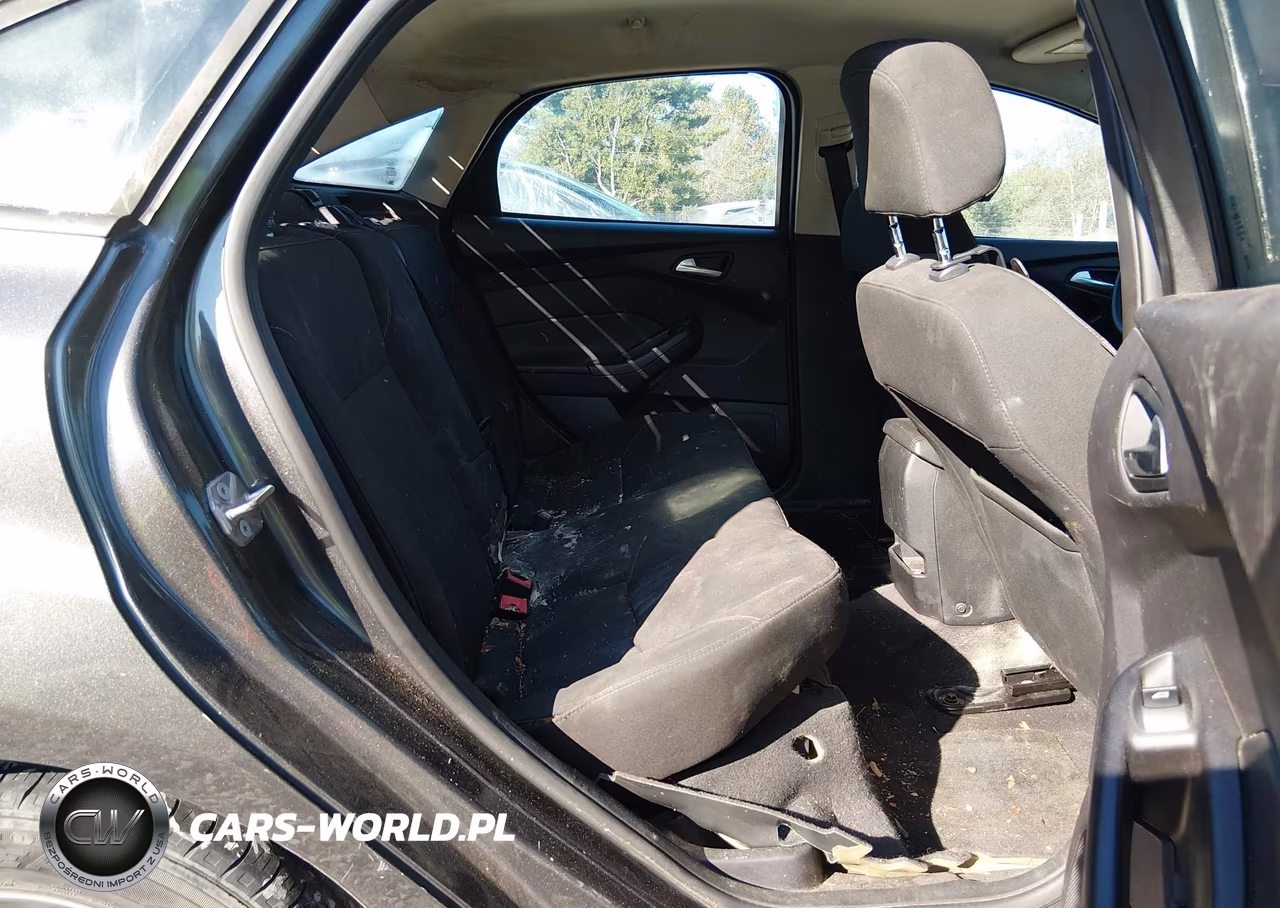2015 Ford Focus Se VIN:1FADP3F29FL205076 - 8