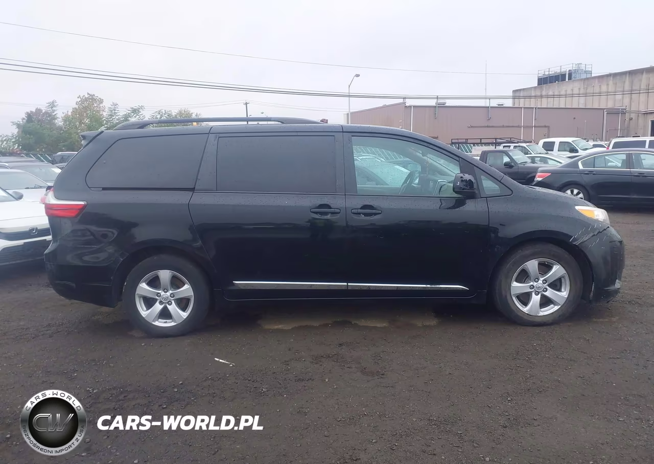 2017 Toyota Sienna Le 8 Passenger VIN:5TDKZ3DC6HS895295 - 13