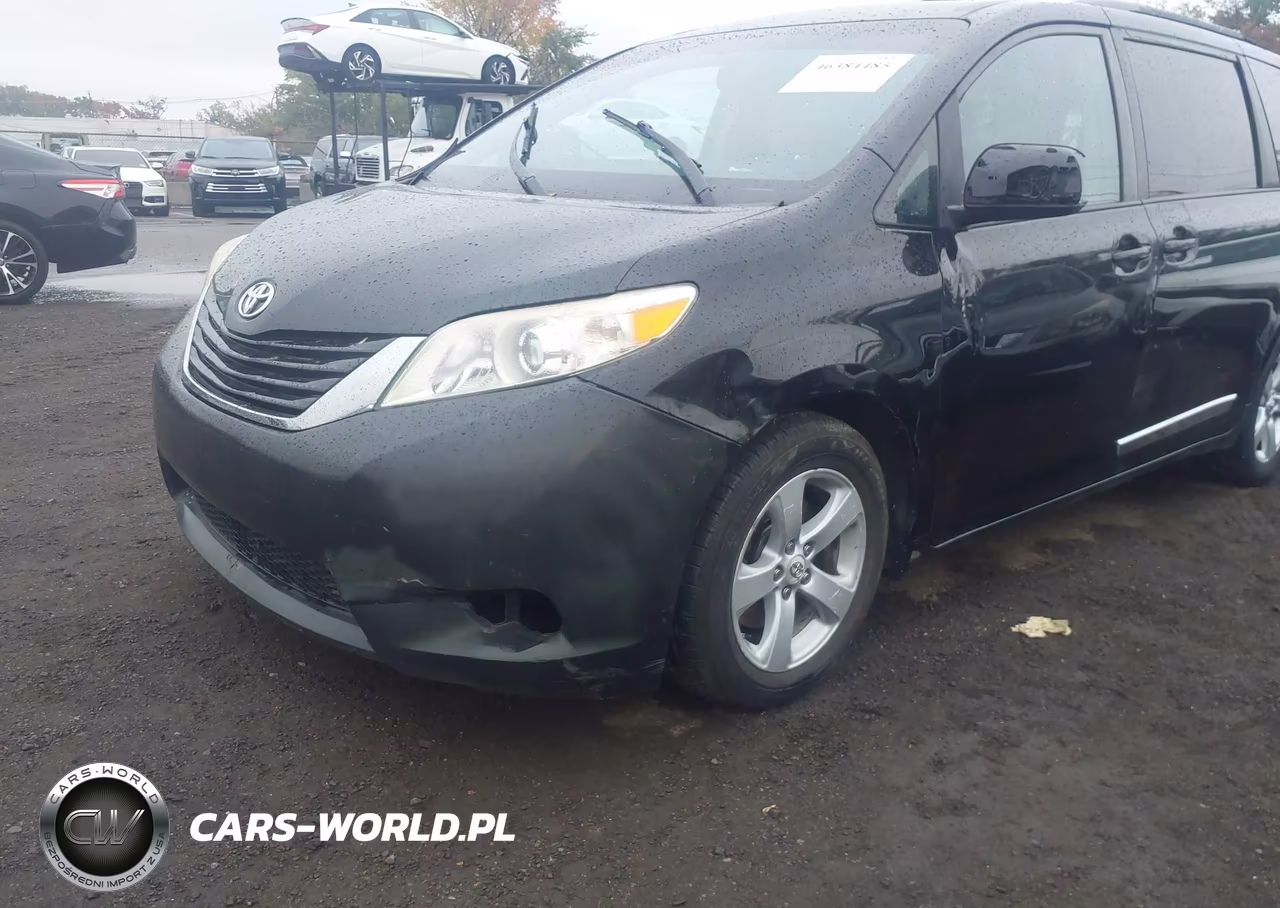2017 Toyota Sienna Le 8 Passenger VIN:5TDKZ3DC6HS895295 - 6