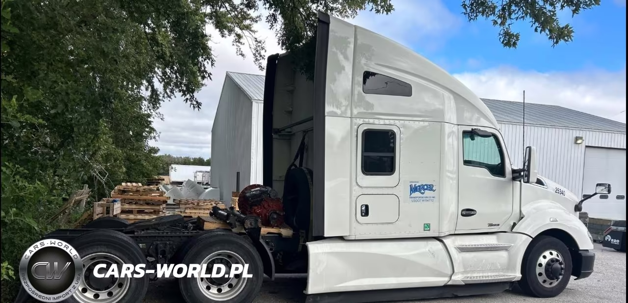 2020 Kenworth T680 VIN:1XKYD49X3LJ220931 - 4