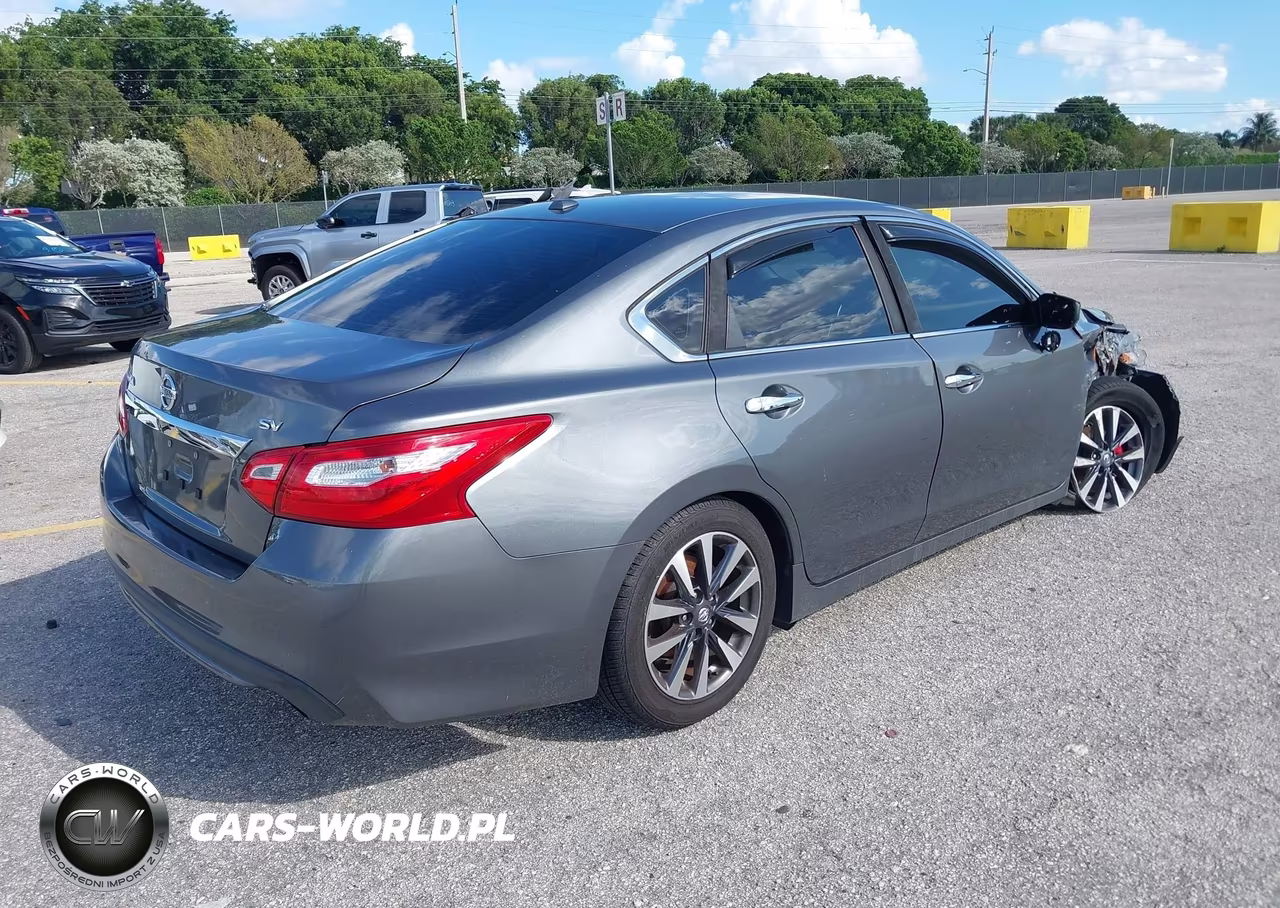 2017 Nissan Altima 2.5 Sv VIN:1N4AL3AP4HC177711 - 4