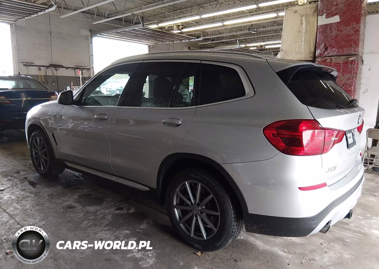 2019 BMW X3 xDrive30I VIN:5UXTR9C54KLE16862 - 3