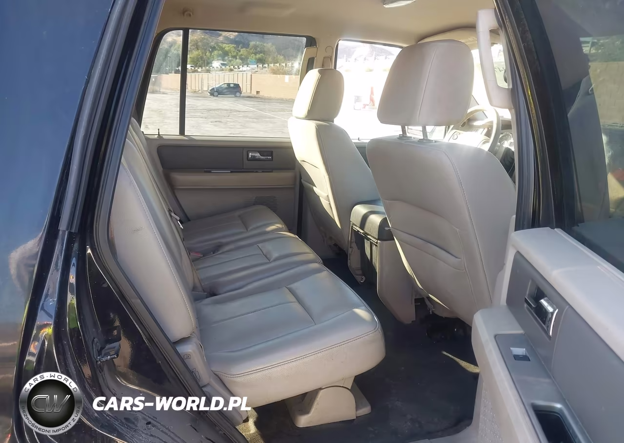 2007 Ford Expedition Xlt VIN:1FMFU16557LA98406 - 8