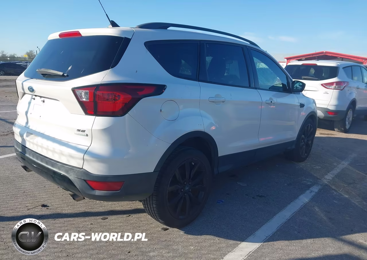 2019 Ford Escape Se VIN:1FMCU0GD7KUA58950 - 4